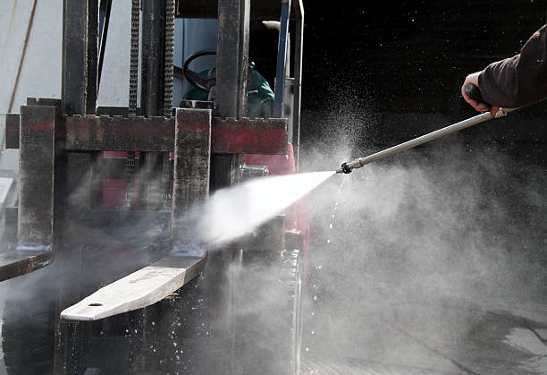 Best Patio and Deck Pressure Washing  in Plainedge, NY